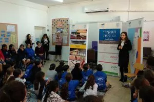מתחברים לכנסת
